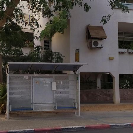 Apartamento Nelly'S Housing Unit Eilat Exterior foto
