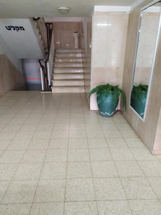 Apartamento Nelly'S Housing Unit Eilat Exterior foto